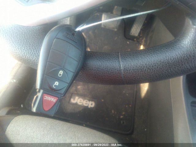 1C4PJLABXEW123855 Jeep Cherokee Sport