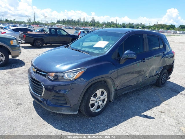 Chevrolet TRAX LS 2019 3GNCJKSB5KL143446 Image 2