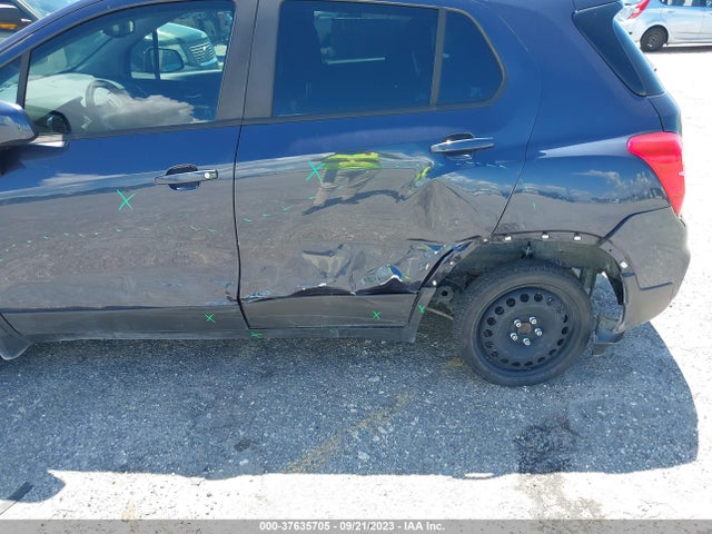 Chevrolet TRAX LS 2019 3GNCJKSB5KL143446 Image 12