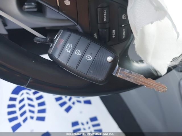KNAFX4A84E5060033 KIA FORTE EX