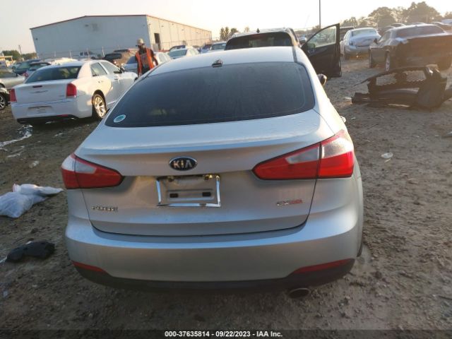 KNAFX4A84E5060033 KIA FORTE EX