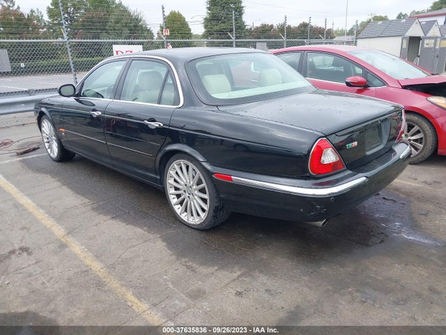 2005 JAGUAR XJ XJR VIN: SAJWA73B25TG45093