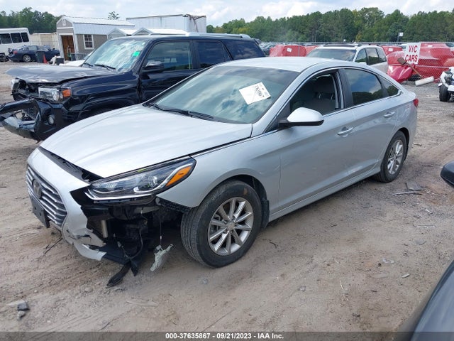 Hyundai SONATA SE 2019 5NPE24AFXKH810655 Image 2