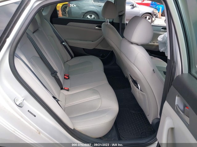 Hyundai SONATA SE 2019 5NPE24AFXKH810655 Image 8