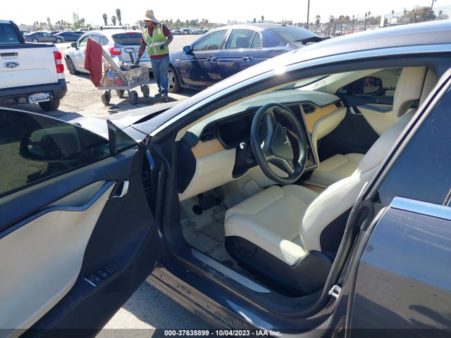 Tesla Model S 75d/p100d/100d 2018 5YJSA1E28JF272787 Image 8