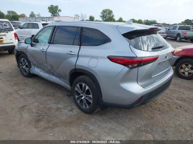2021 TOYOTA HIGHLANDER 5TDGBRCH2MS524431 Photo 2