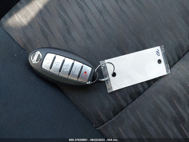 Nissan ROGUE SV 2018 5N1AT2MV3JC720952 Image 11