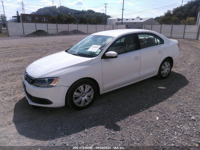 2013 VOLKSWAGEN JETTA SEDAN SE VIN: 3VWBP7AJ3DM397899