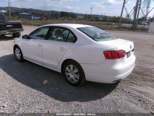 2013 VOLKSWAGEN JETTA SEDAN SE VIN: 3VWBP7AJ3DM397899