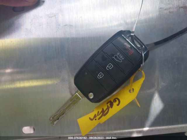 KNDJP3A51H7429257 KIA SOUL +