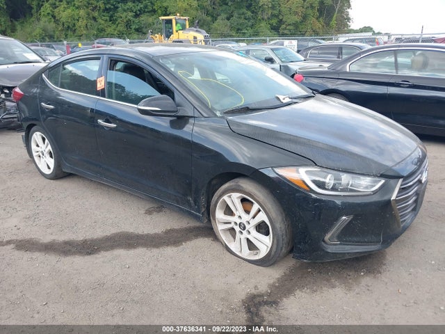2017 5NPD84LF5HH062851 main image