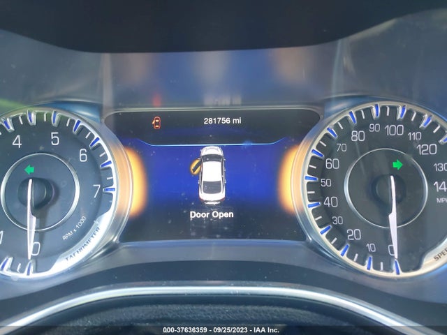 2015 CHRYSLER 200 C VIN: 1C3CCCCB4FN545444