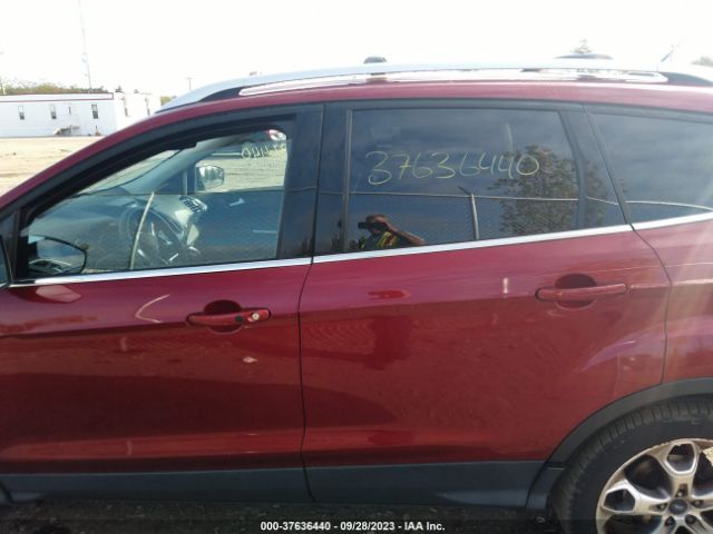 1FMCU9J96GUA36082 Ford Escape Titanium