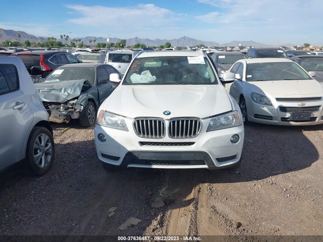 BMW X3 Xdrive28i 2014 5UXWX9C56E0D37704 Image 12