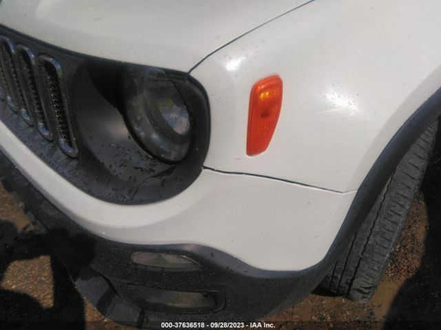 ZACCJABT1FPB92829 Jeep Renegade Latitude