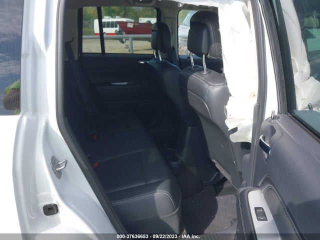 1C4NJDEBXGD546201 Jeep Compass High Altitude Edition