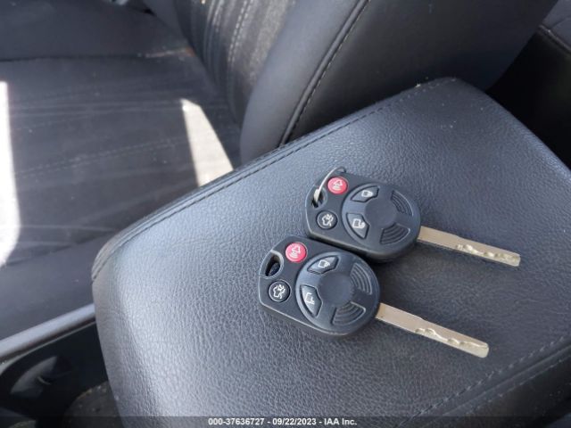 1FADP3F27GL397373 Ford FOCUS SE
