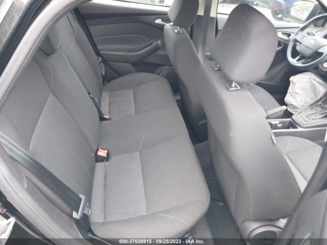 1FADP3F2XFL279221 Ford FOCUS SE