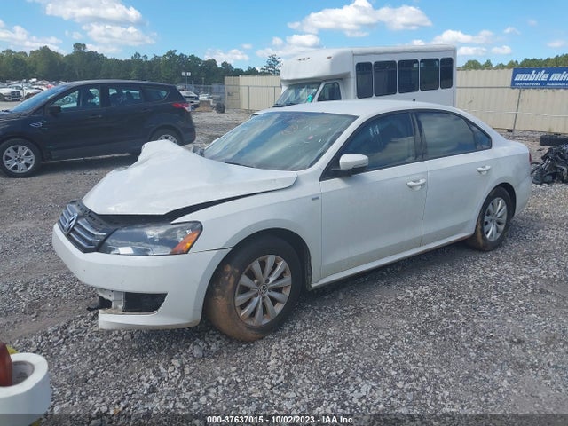 1VWAS7A35FC027960 Volkswagen Passat 1.8t Wolfsburg Ed
