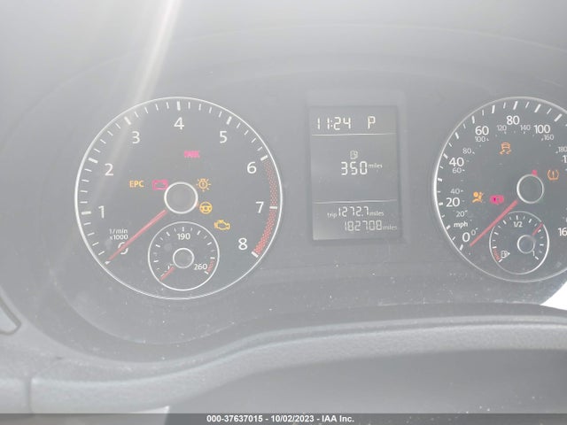 1VWAS7A35FC027960 Volkswagen Passat 1.8t Wolfsburg Ed
