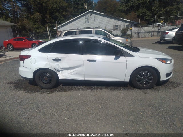 2015 FORD FOCUS S VIN: 1FADP3E29FL378985