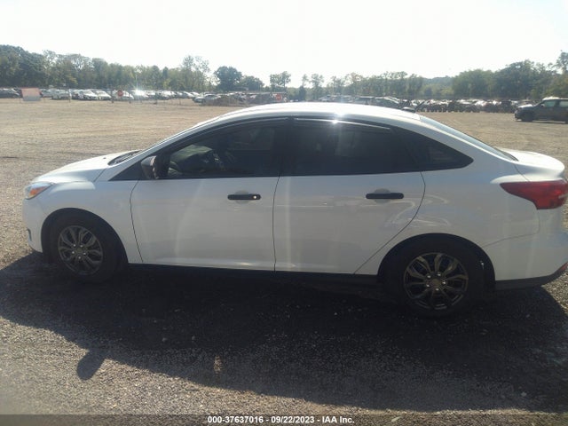 2015 FORD FOCUS S VIN: 1FADP3E29FL378985
