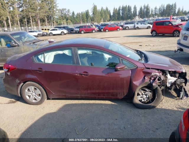 3KPFL4A72JE208264 KIA FORTE LX