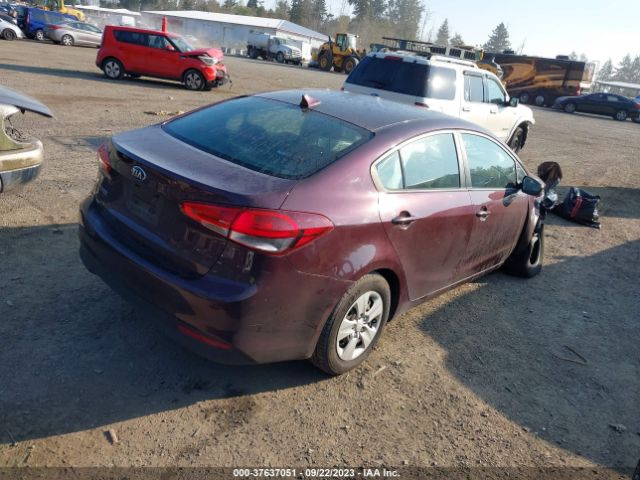 3KPFL4A72JE208264 KIA FORTE LX