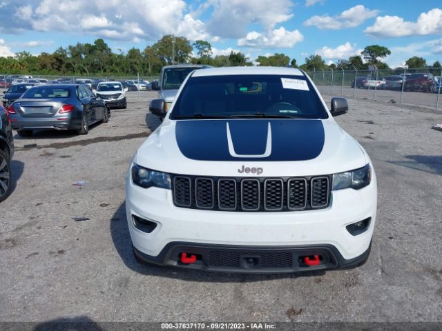 1C4RJFLG0JC363642 Jeep Grand Cherokee Trailhawk