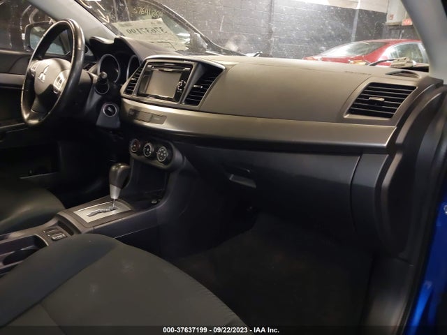 JA32V2FW2FU018565 Mitsubishi Lancer Se
