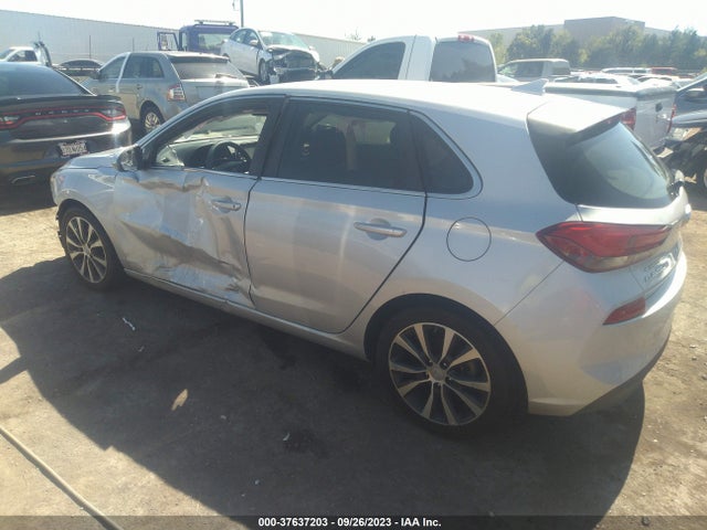 Hyundai ELANTRA GT 2018 KMHH35LE7JU063861 Image 3