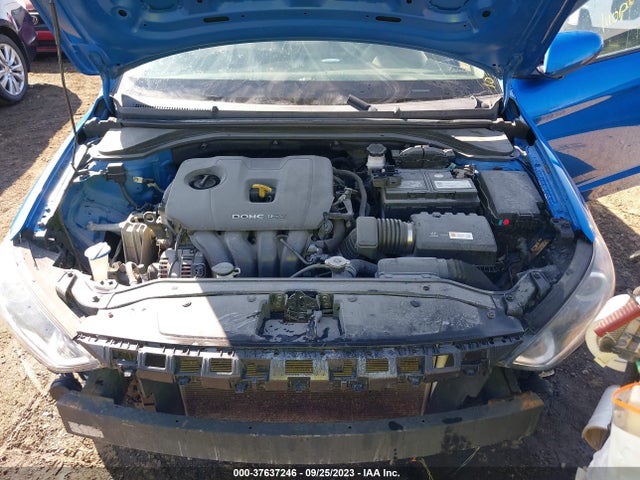 Hyundai ELANTRA SE 2017 5NPD74LF5HH165934 Image 10