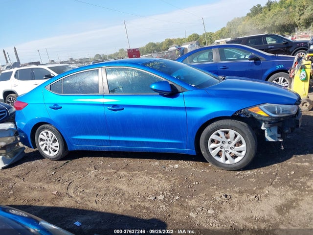 Hyundai ELANTRA SE 2017 5NPD74LF5HH165934 Image 13