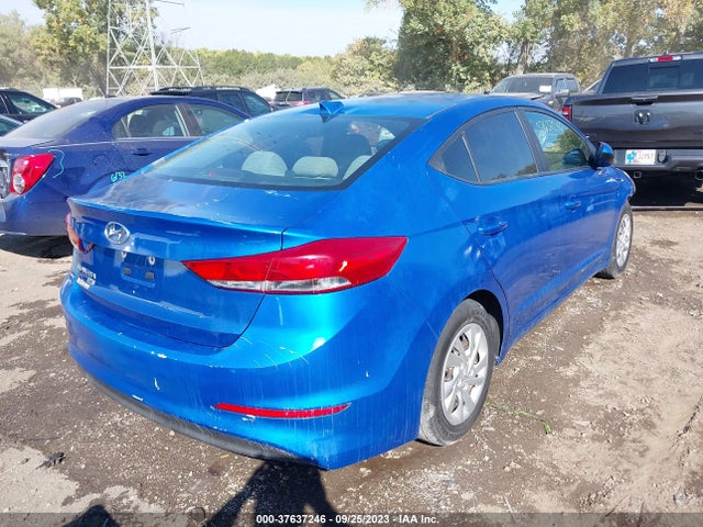 Hyundai ELANTRA SE 2017 5NPD74LF5HH165934 Image 4