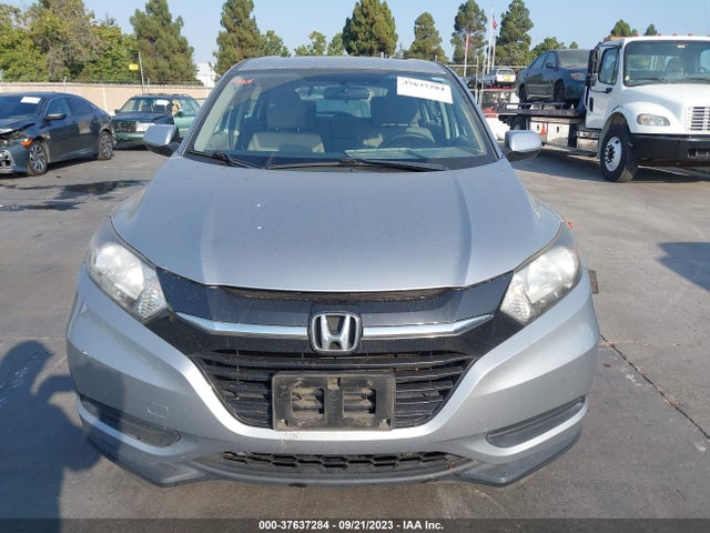 Honda HR-V LX 2017 3CZRU6H30HG703659 Image 12