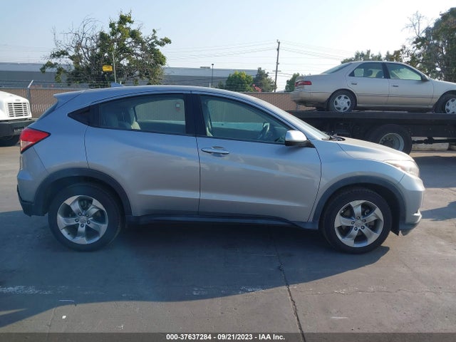 Honda HR-V LX 2017 3CZRU6H30HG703659 Image 13