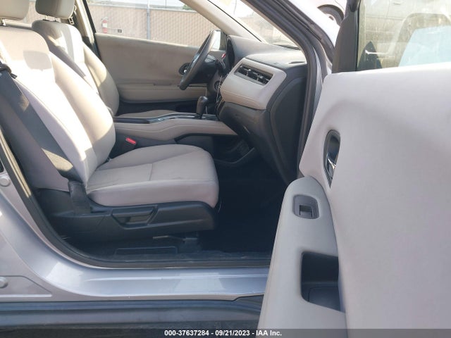 Honda HR-V LX 2017 3CZRU6H30HG703659 Image 5