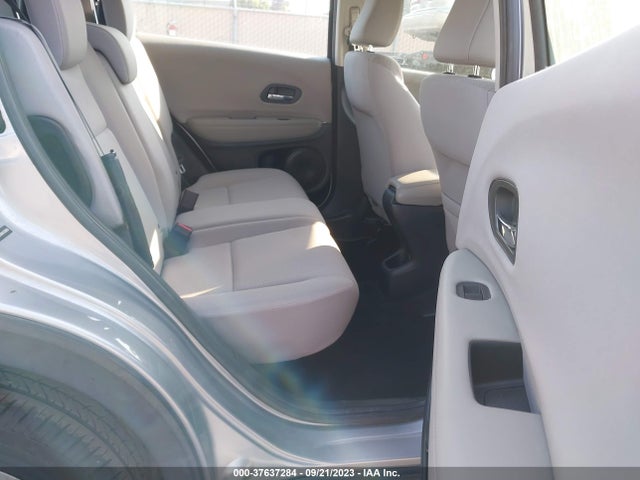 Honda HR-V LX 2017 3CZRU6H30HG703659 Image 8