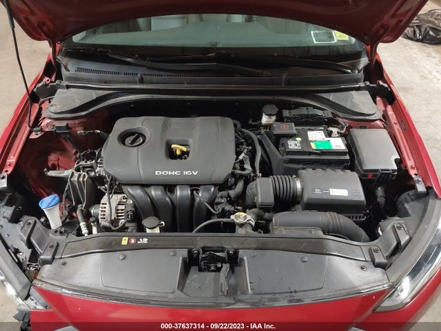 2018 HYUNDAI ELANTRA SE VIN: 5NPD74LF0JH271827