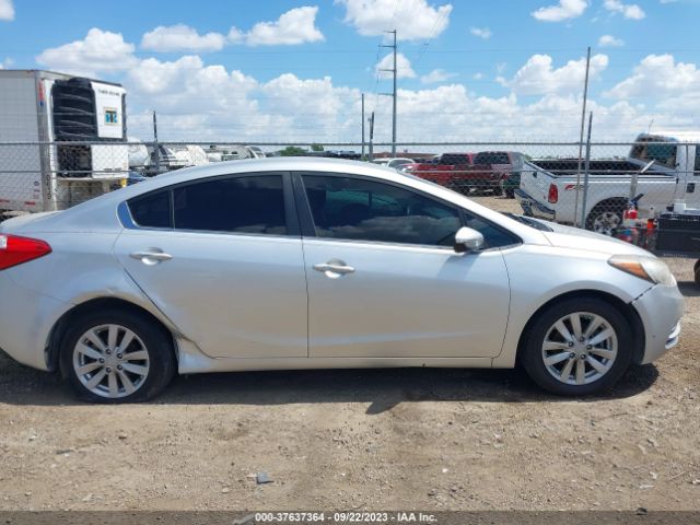 KNAFX4A85E5045699 KIA FORTE EX