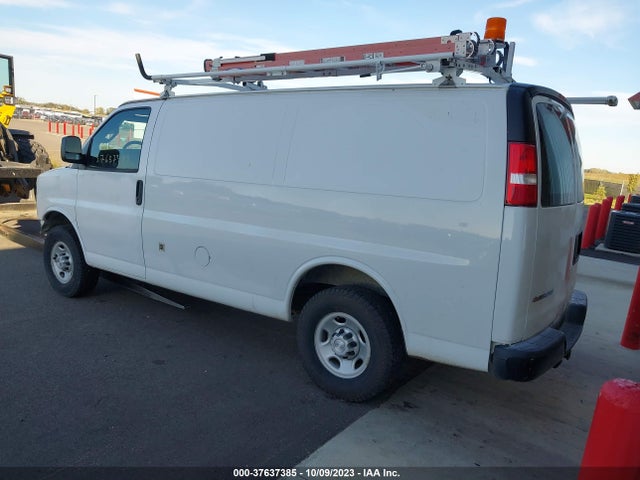 Chevrolet EXPRESS CARGO VAN 2017 1GCWGAFF3H1118931 Image 3