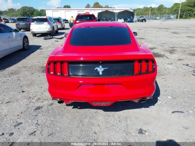 1FA6P8AM1G5200944 Ford Mustang V6