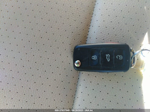 WVGAV7AX9GW601713 Volkswagen TIGUAN S