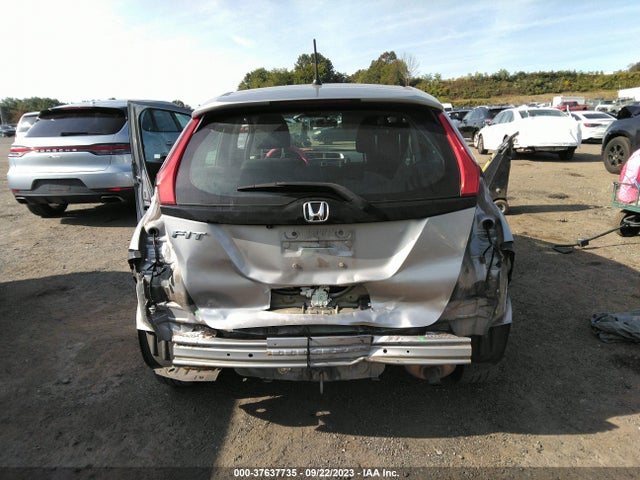 Honda FIT LX 2017 3HGGK5H55HM708406 Image 6