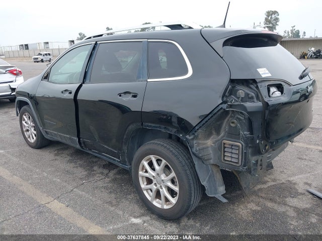 1C4PJLCS0HW574567 Jeep Cherokee Latitude