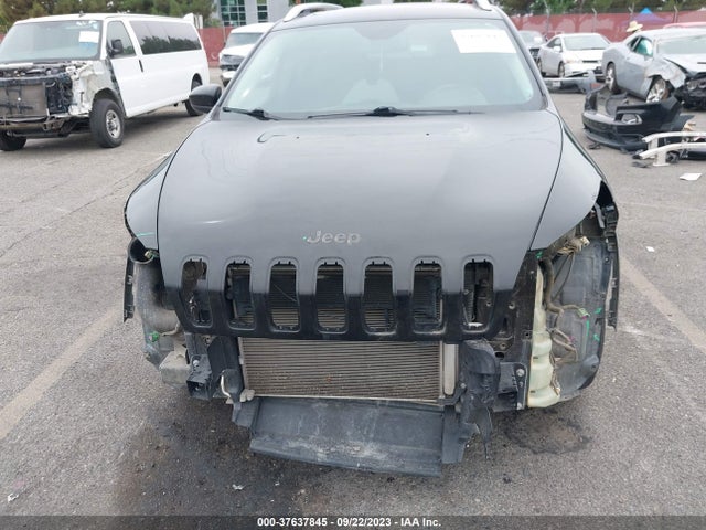 1C4PJLCS0HW574567 Jeep Cherokee Latitude