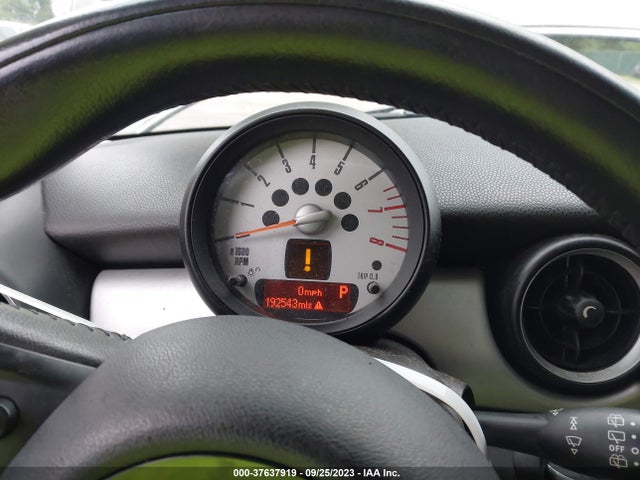 2011 MINI COOPER WMWSU3C57BT093281 Photo 6
