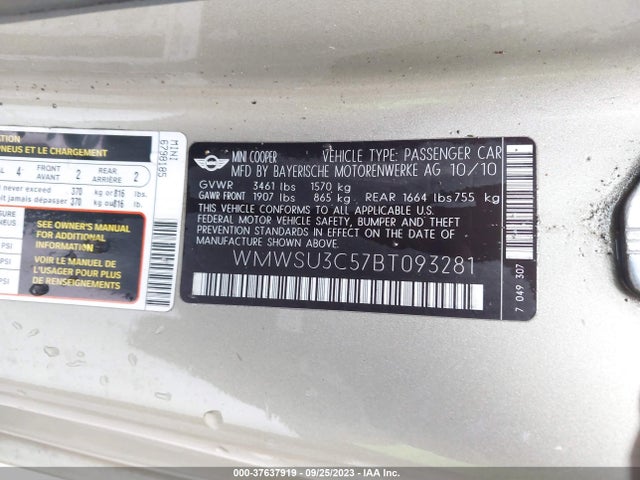 2011 MINI COOPER WMWSU3C57BT093281 Photo 8