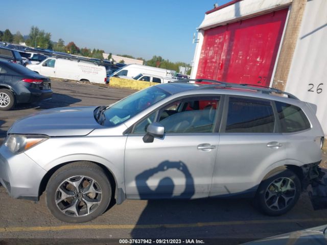 JF2SJGDC5FH561356 Subaru Forester 2.0xt Premium