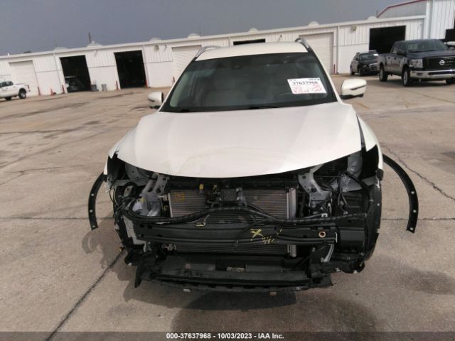 JN8AT2MT5HW399755 Nissan Rogue Sl